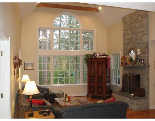 29 Old Town Road Walpole, MA 02081 - Photo 9 of 30 Gallery Image 9