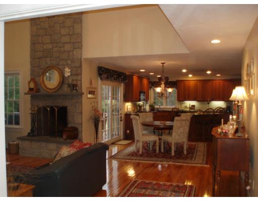 29 Old Town Road Walpole, MA 02081 - Photo 10 of 30 Gallery Image 10