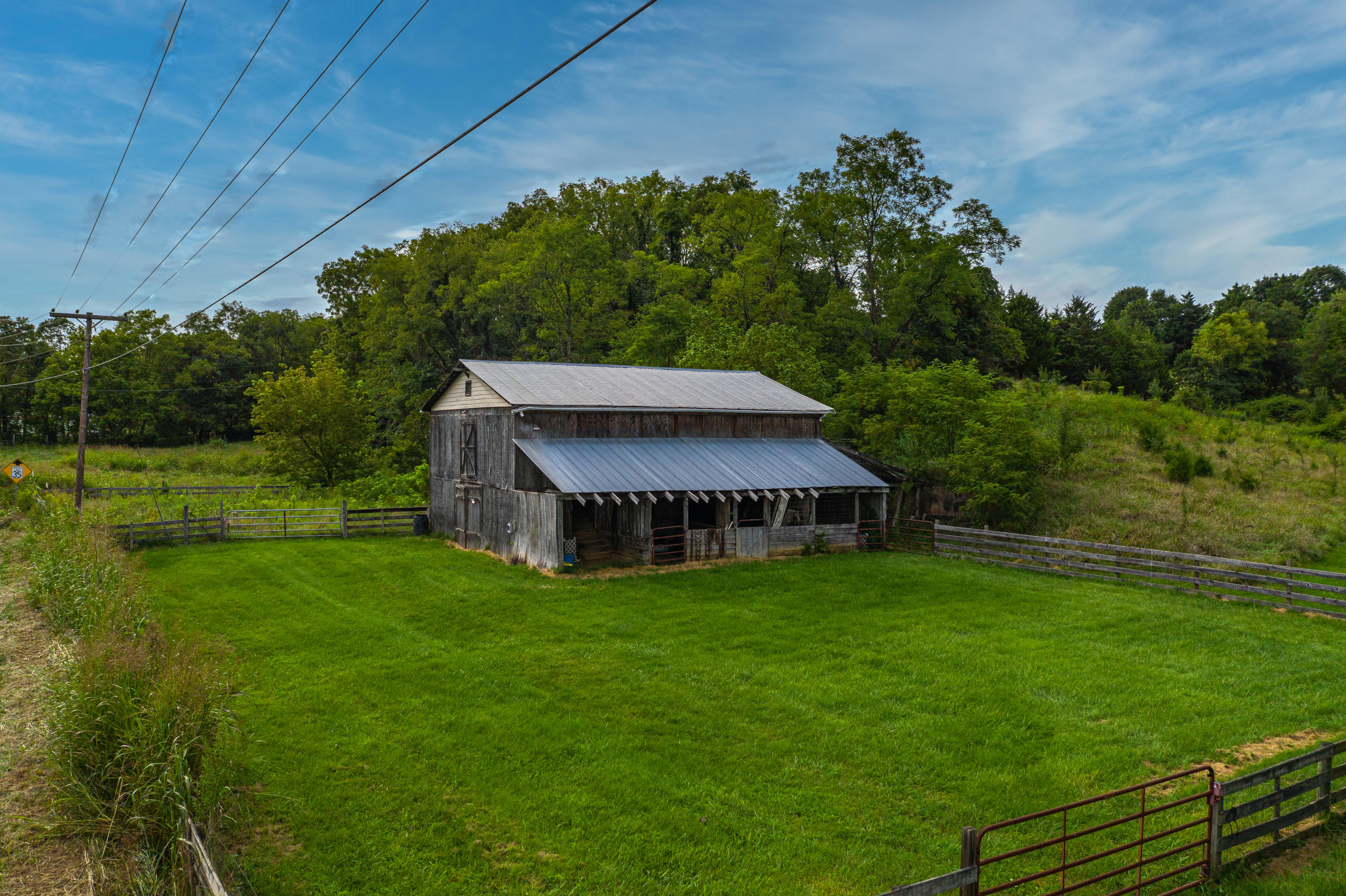 1768 Trinity Road Troutville, VA 24175 - Photo 4 of 15 Barn