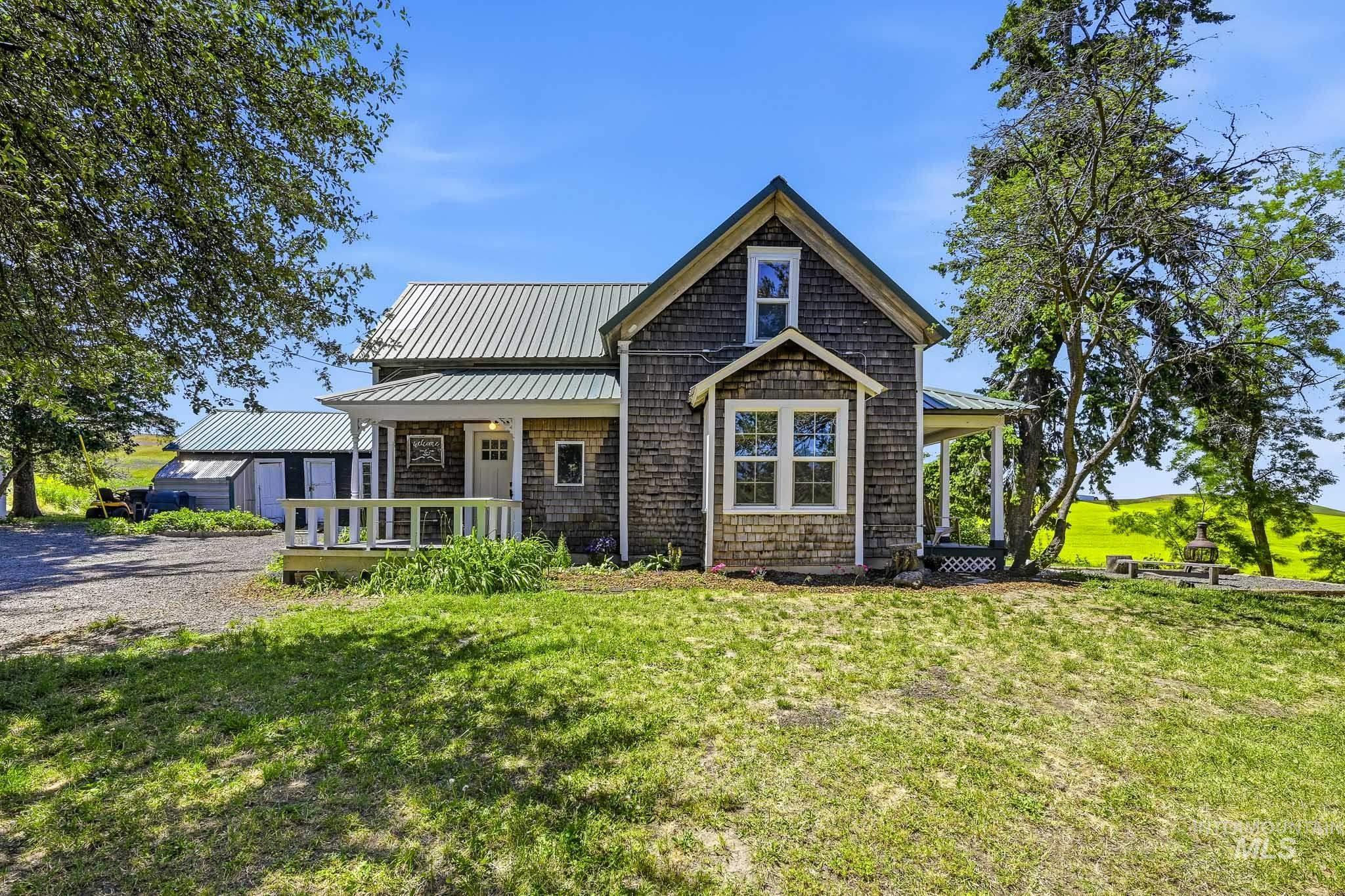 1185 Paradise Ridge Road Moscow, ID 83843 - Photo 2 of 38