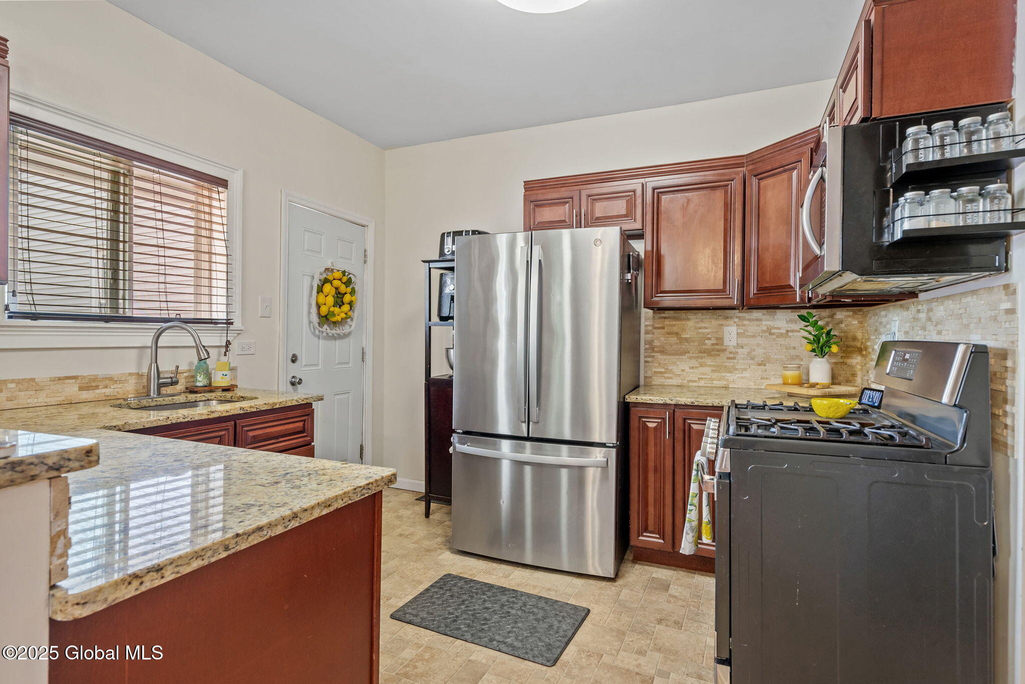 378 Second Avenue Albany, NY 12209 - Photo 13 of 33 10-web-or-mls-378-second-ave