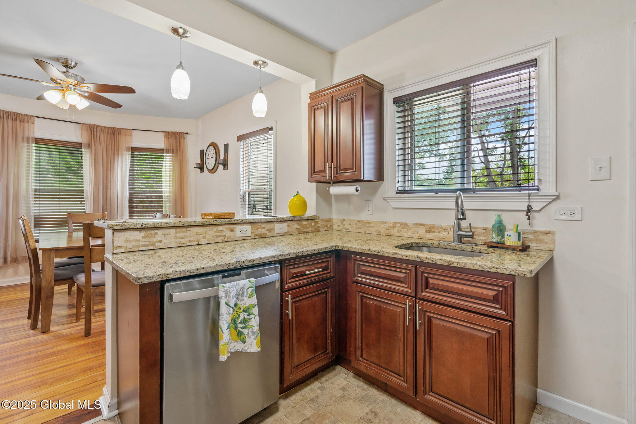 378 Second Avenue Albany, NY 12209 - Photo 15 of 33 13-web-or-mls-378-second-ave