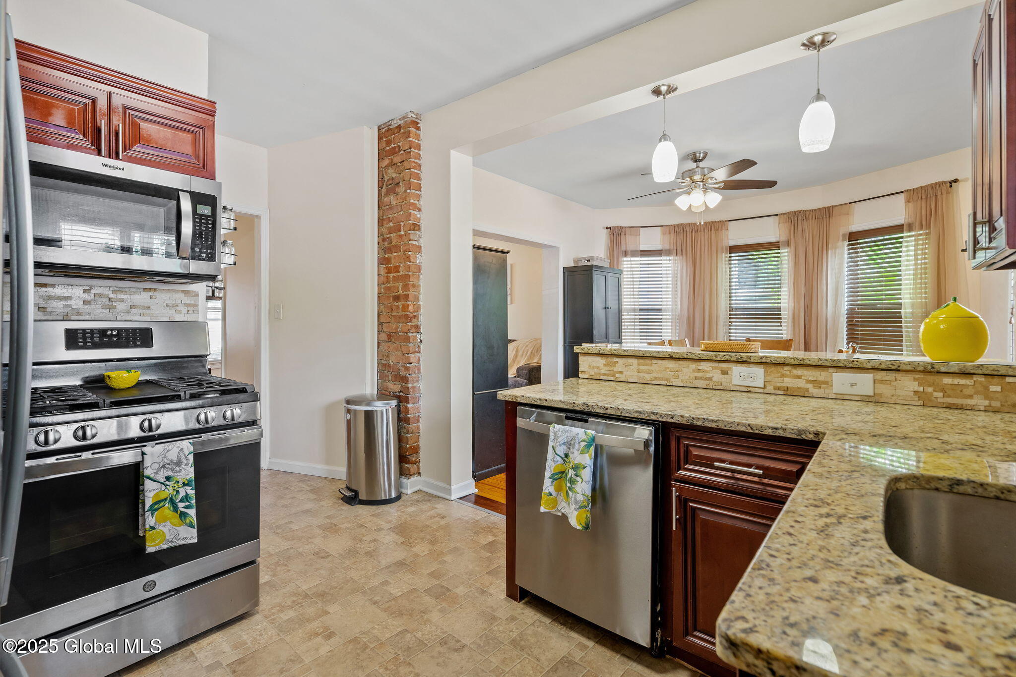 378 Second Avenue Albany, NY 12209 - Photo 16 of 33 11-web-or-mls-378-second-ave