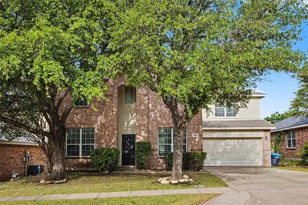 $2,550 | 8401 Tribute Lane, Fort Worth, TX 76131