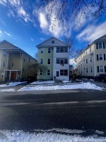 $1,600 | 13 Louise Street, Unit 3, Worcester, MA 01607