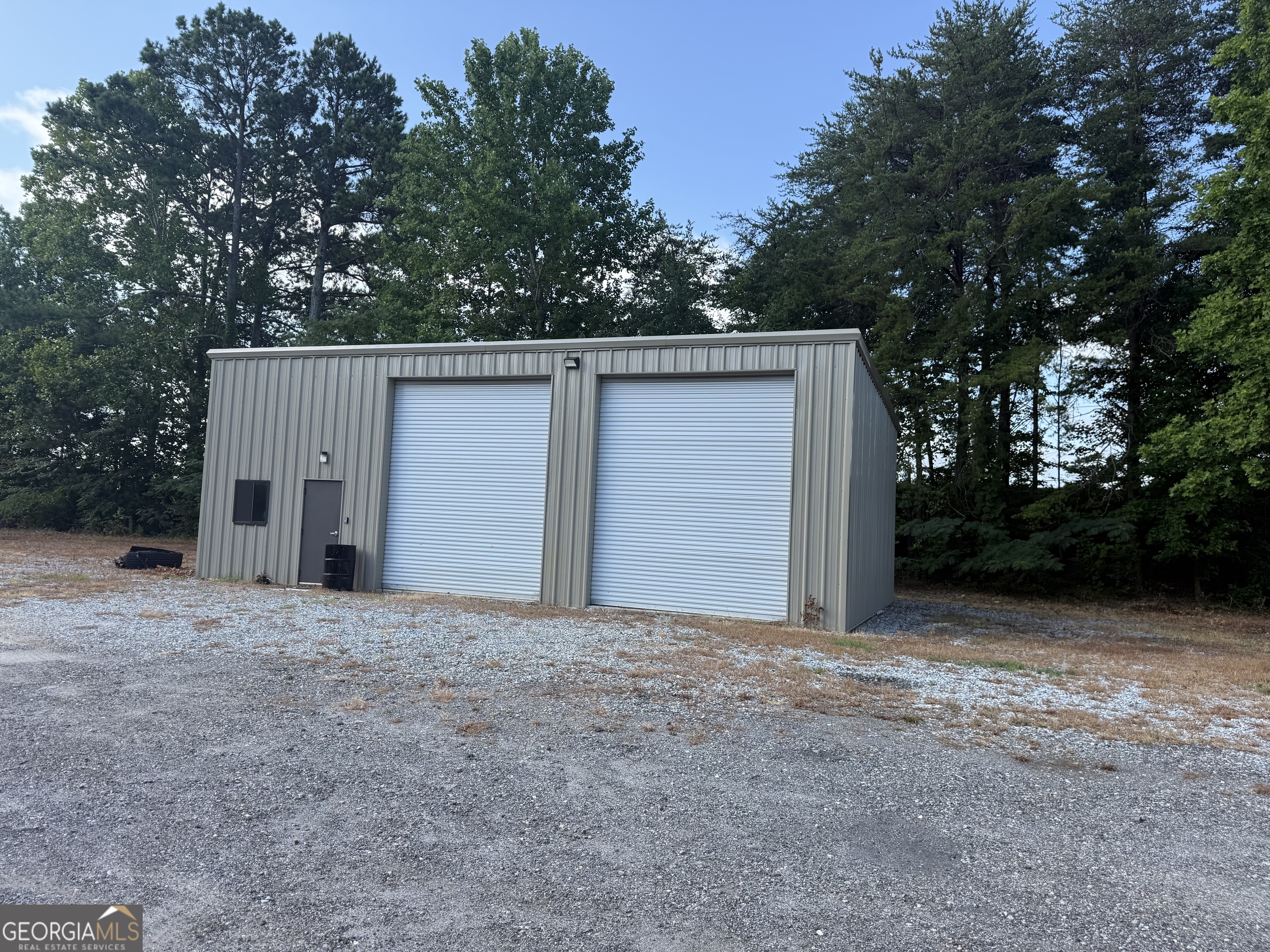 1806 Moccasin Gap Road Lula, GA 30554 - Photo 2 of 7 a house with a outdoor space