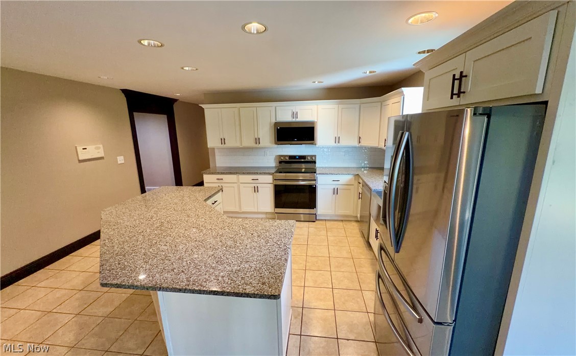 11379 Woodiebrook Road Chardon, OH 44024 - Photo 12 of 46