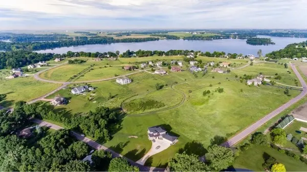 $850,000 | 46422 Cape Horn Road, Cleveland, MN 56017