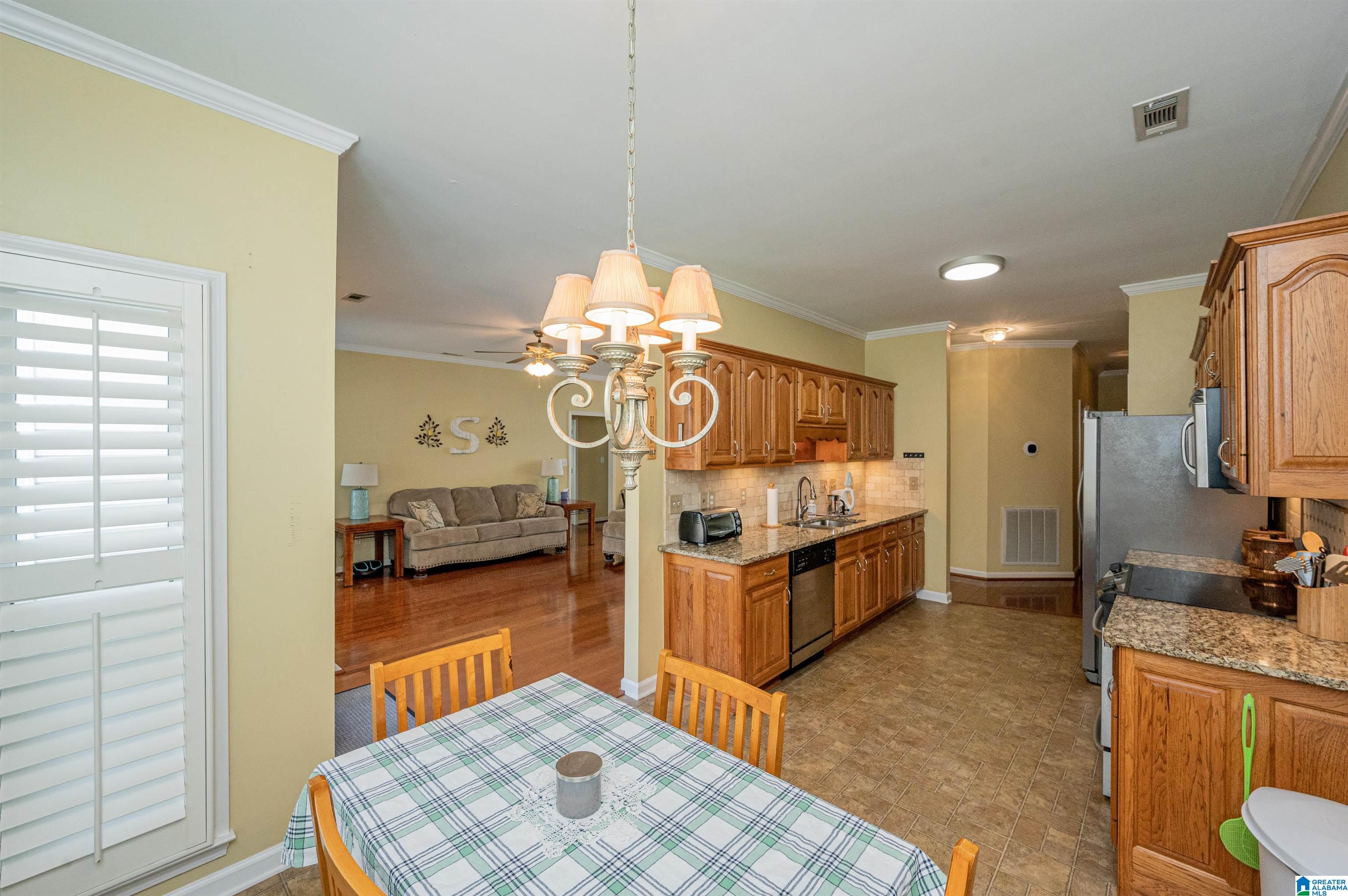 308 Wynlake Circle Alabaster, AL 35007 - Photo 20 of 44