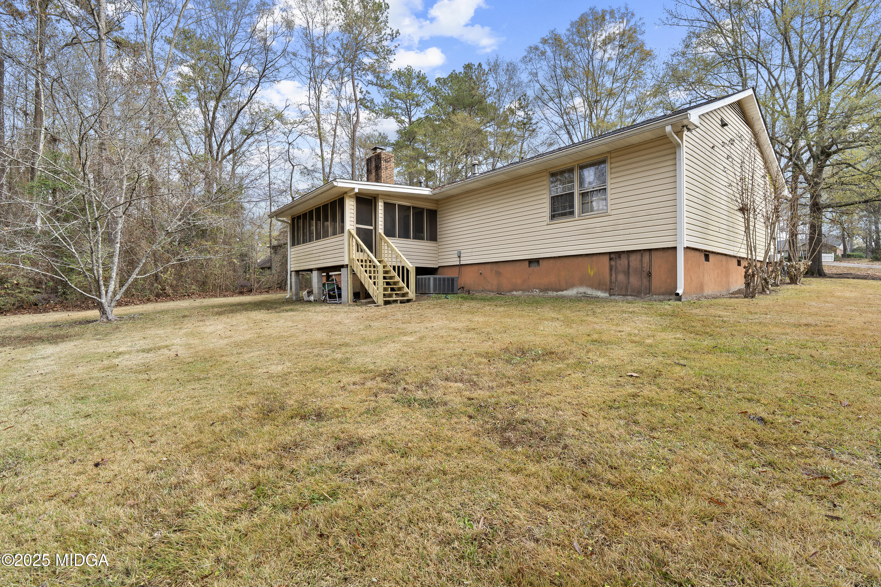 218 Matlock Lane Macon, GA 31210 - Photo 38 of 39 a view of a house with a yard