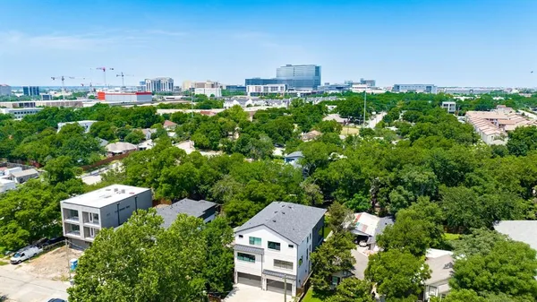 $4,450 | 2325 Hondo Avenue, Dallas, TX 75219