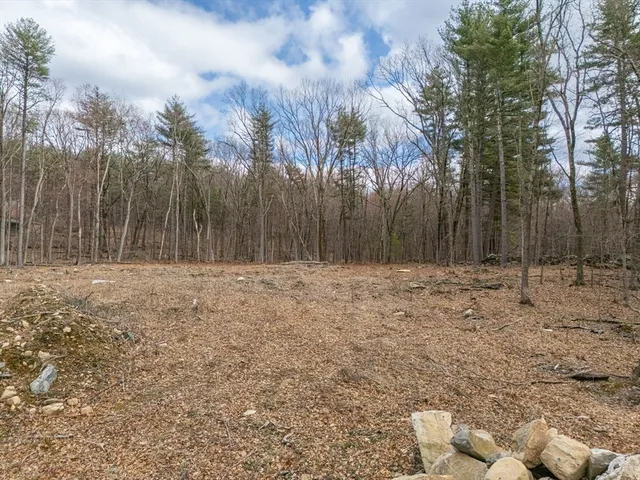 $599,000 | 98 Meadow Road, Bolton, MA 01740