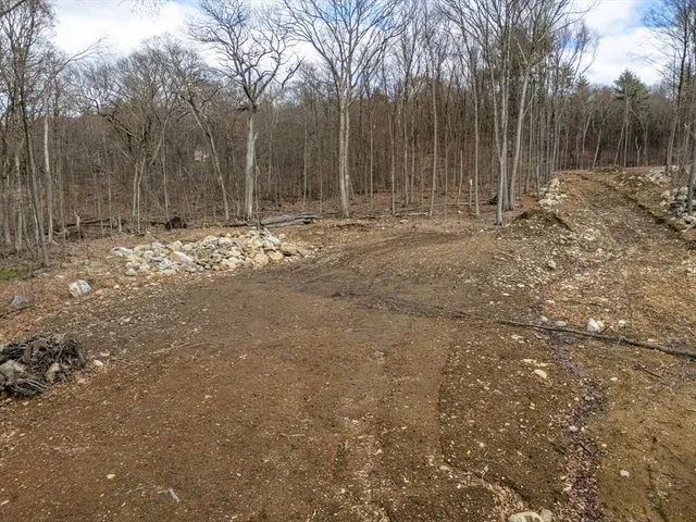 $599,000 | 98 Meadow Road, Bolton, MA 01740