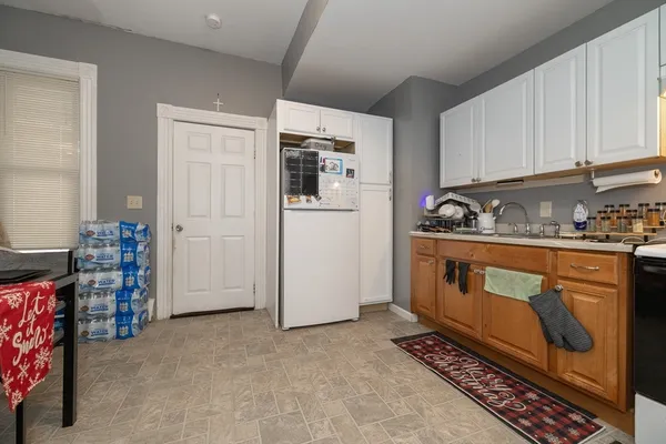 $897,900 | 35 May Street, Worcester, MA 01610