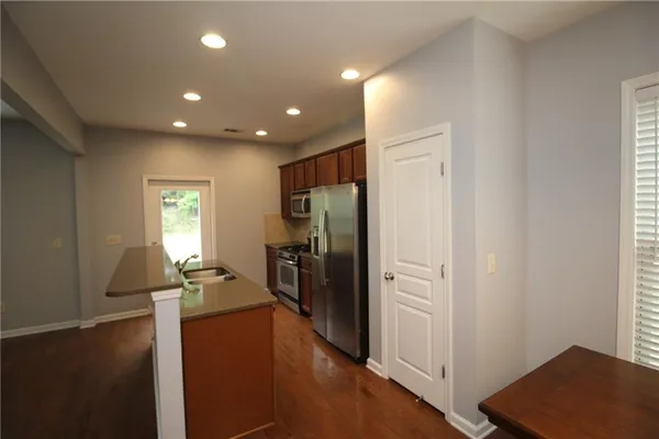 $2,495 | 5565 Falls Landing Drive, Cumming, GA 30040