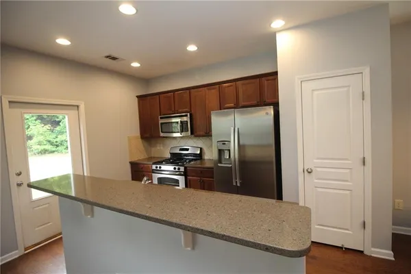 $2,495 | 5565 Falls Landing Drive, Cumming, GA 30040