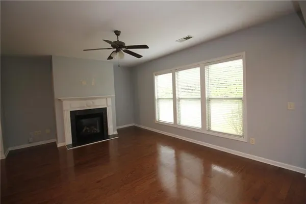 $2,495 | 5565 Falls Landing Drive, Cumming, GA 30040