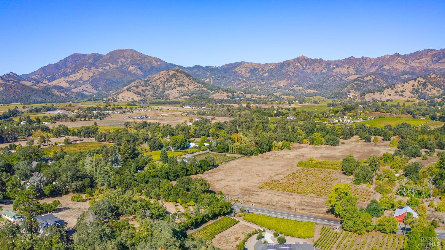 Welcome to 2779 Foothill Blvd where the views are nothing but spectacular!