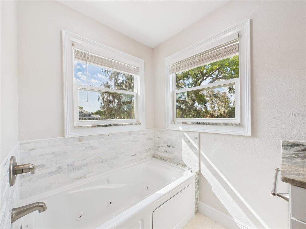 11202 Winn Road Riverview, FL 33569 - Photo 12 of 57