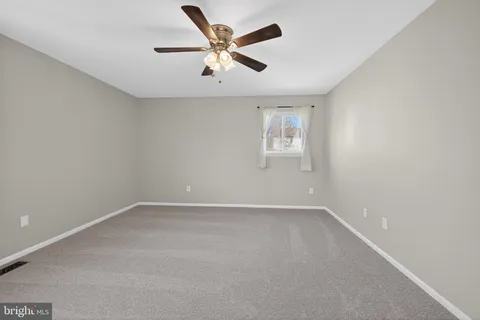 $450,000 | 12 Radka Drive, Newark, DE 19702