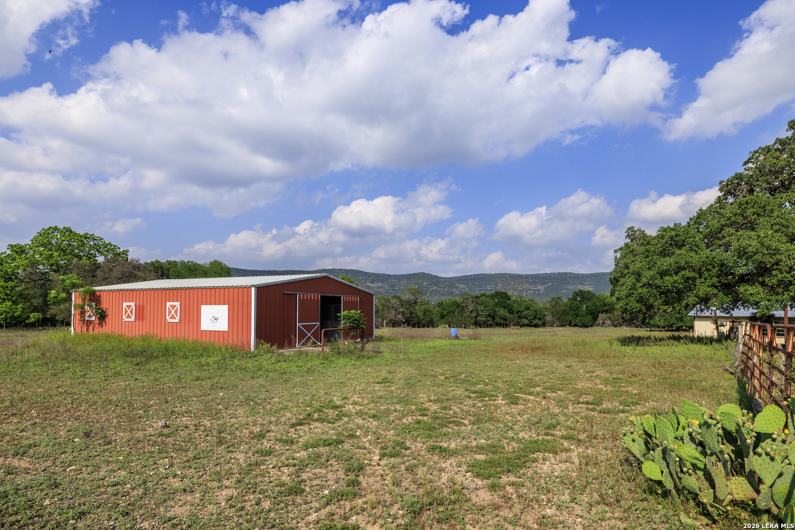 0 Rm 336 Leakey, TX 78873 - Photo 69 of 93 a view of street with building in front of it