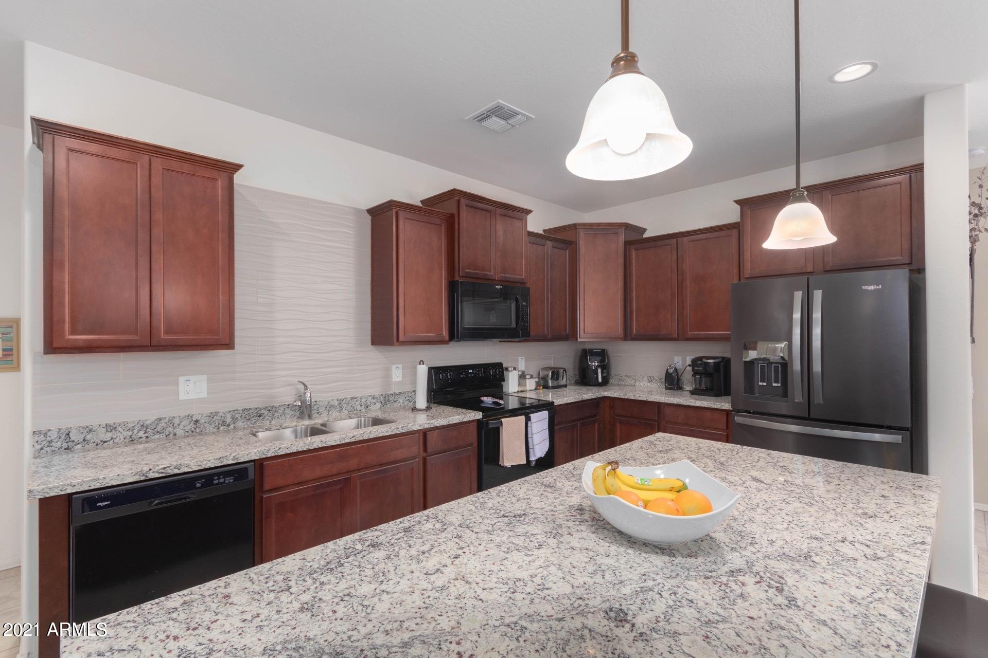 11611 West Redfield Road El Mirage, AZ 85335 - Photo 9 of 27 0010-Redfield 10