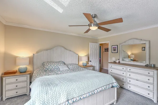 $2,600 | 2318 North England Court, Charleston, SC 29414