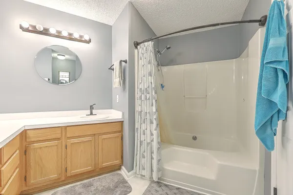 $2,600 | 2318 North England Court, Charleston, SC 29414