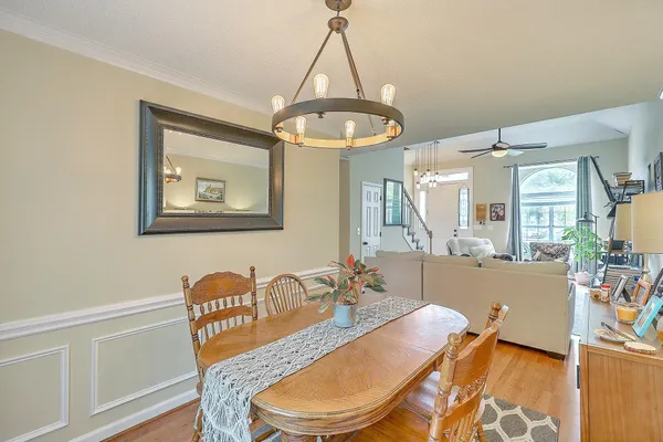 $2,600 | 2318 North England Court, Charleston, SC 29414
