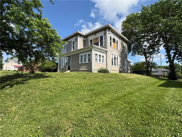 $114,900 | 605 North Vine Street, Maryville, MO 64468