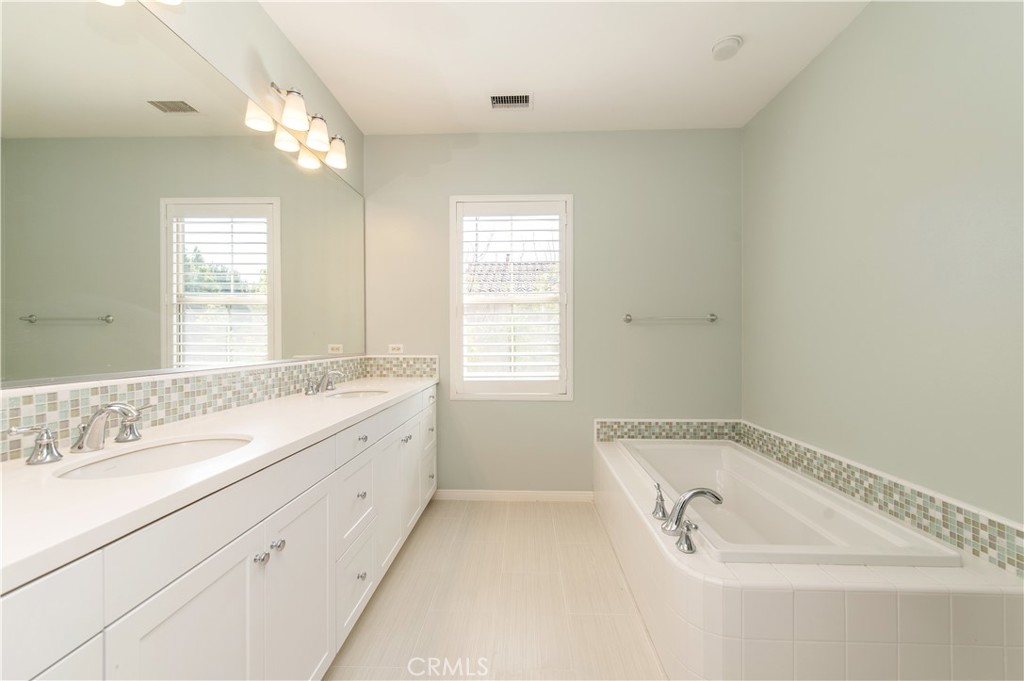 24 Shellbark Irvine, CA 92618 - Photo 18 of 27