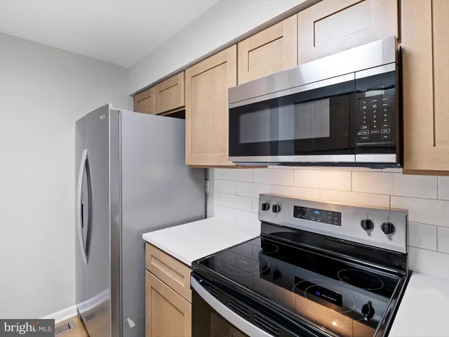 a close view of sink and tap