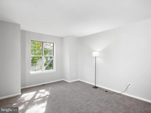 a view of empty room with window