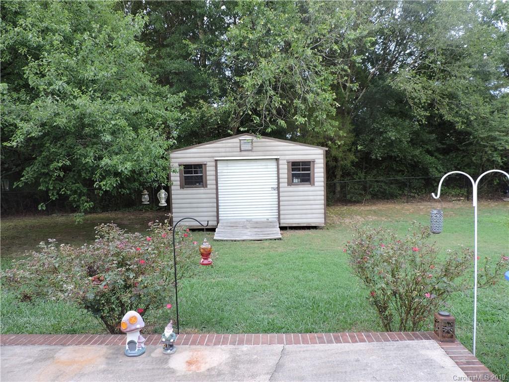 1042 Speight Road Albemarle, NC 28001 - Photo 8 of 21 Gallery Image 8