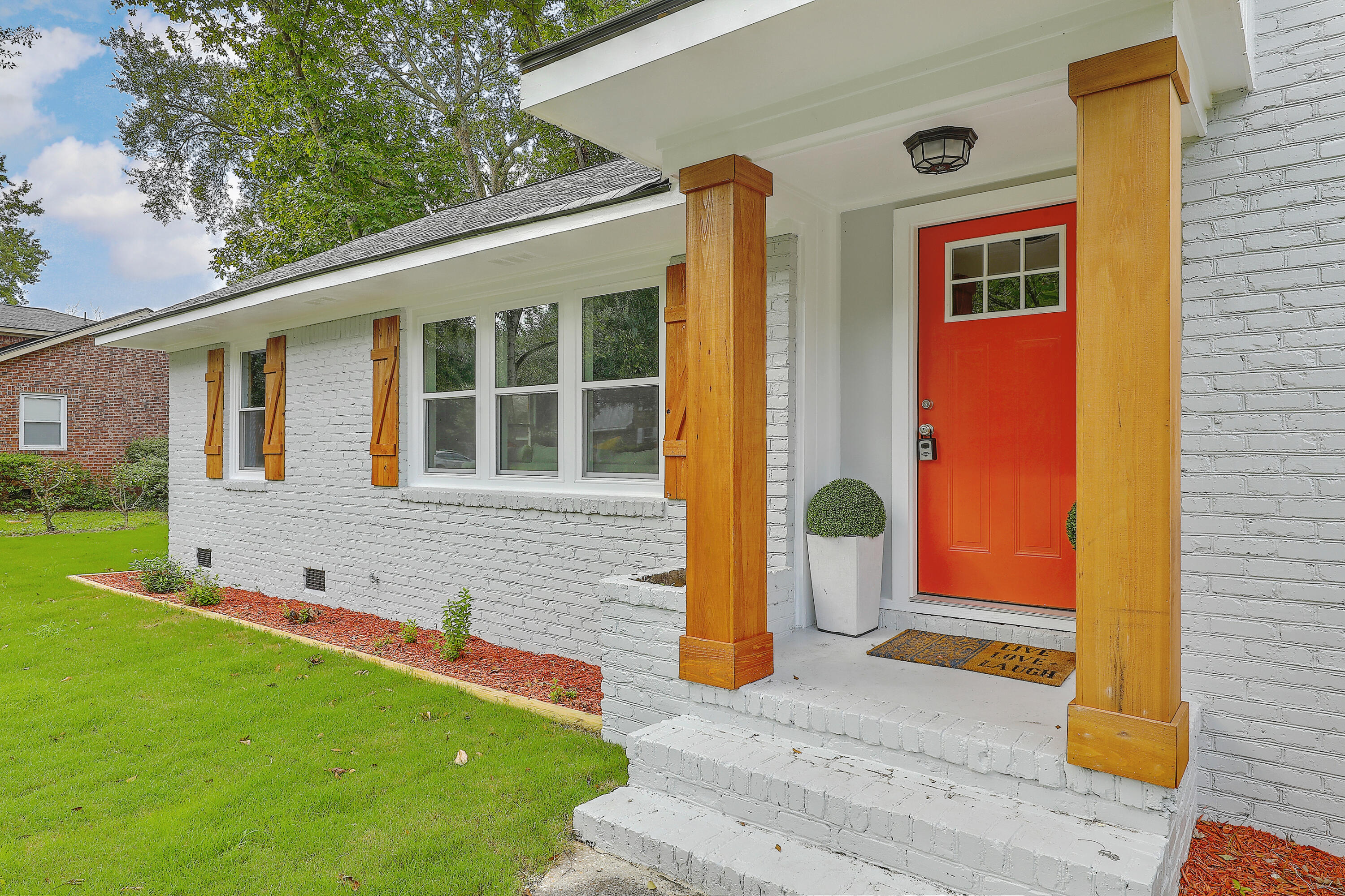 1613 Amberly Road Charleston, SC 29407 - Photo 3 of 25 1R3A4538_39_40_41_42_43_44