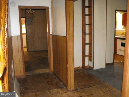 4 Wabash Street Ridgeley, WV 26753 - Photo 16 of 20 an empty room with windows