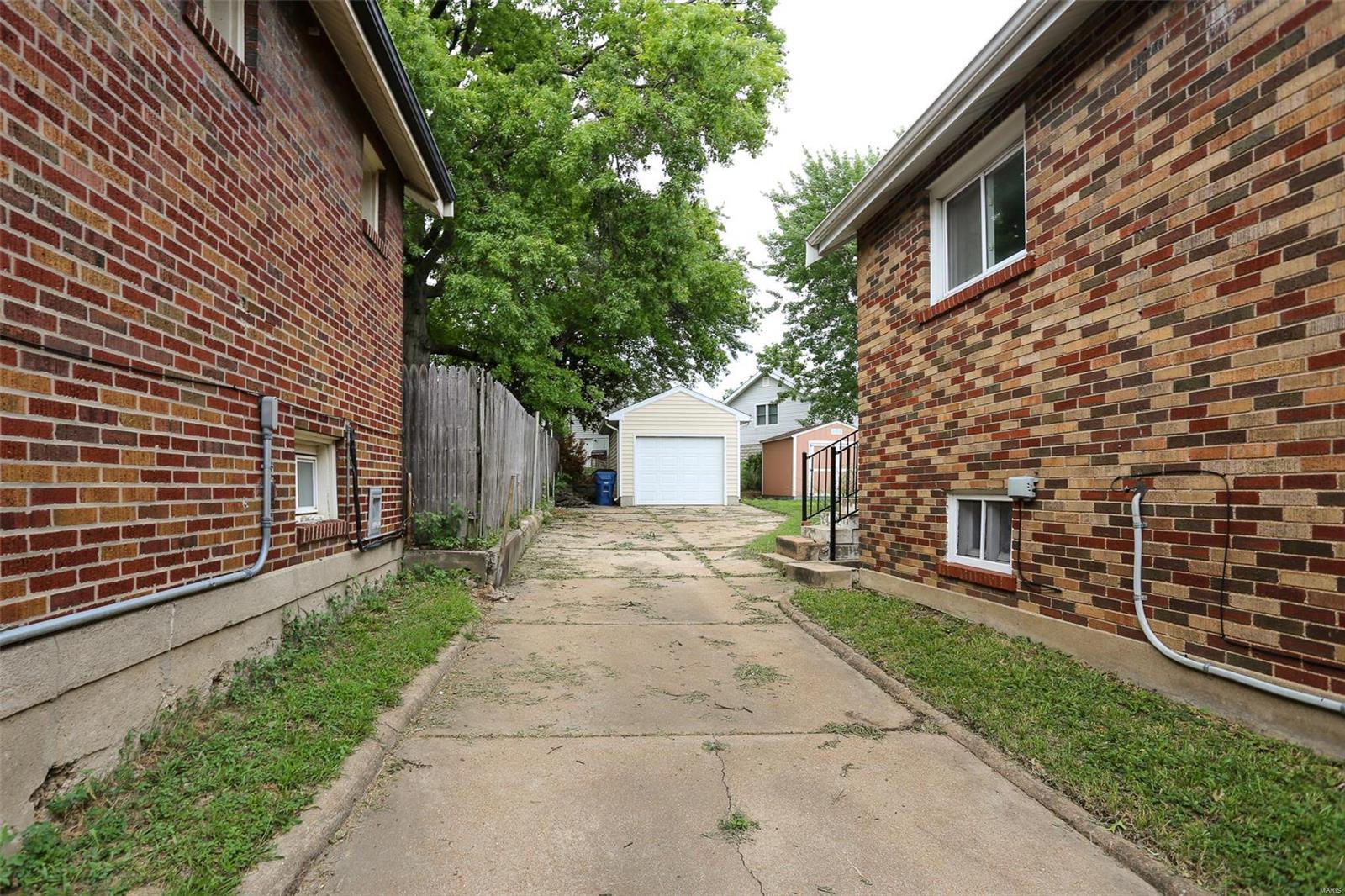 5211 Weber Road St. Louis, MO 63123 - Photo 20 of 24 Gallery Image 20