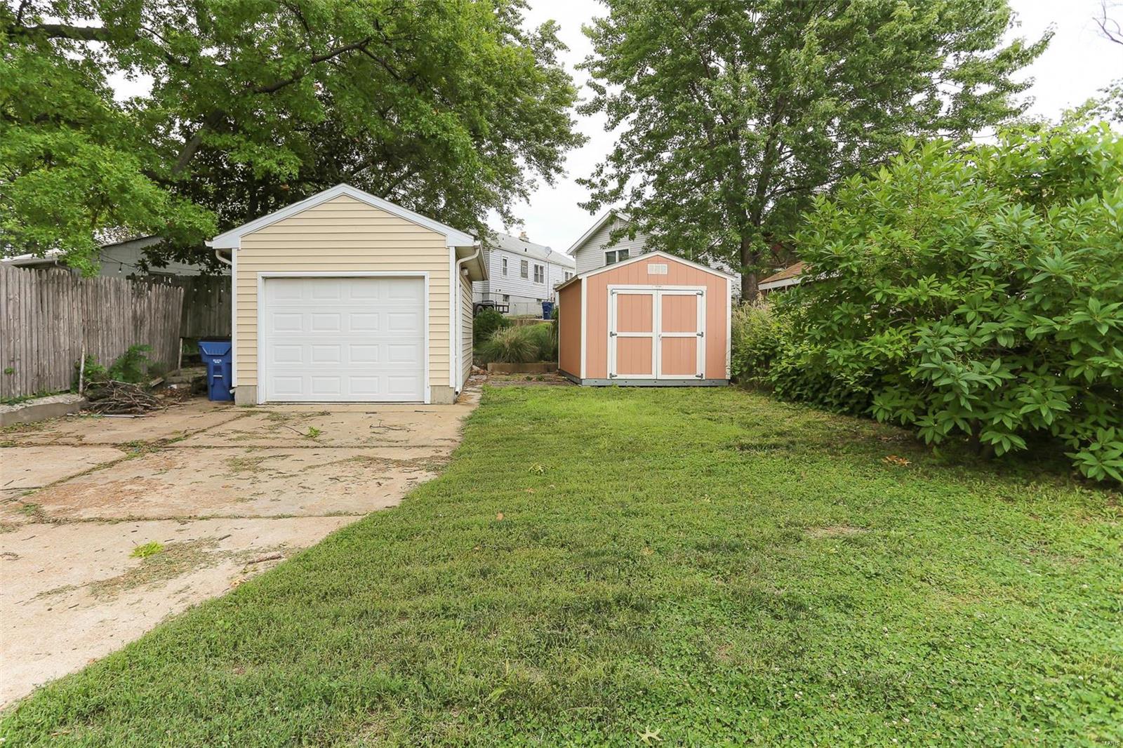 5211 Weber Road St. Louis, MO 63123 - Photo 22 of 24 Gallery Image 22