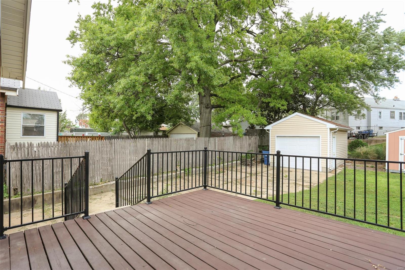 5211 Weber Road St. Louis, MO 63123 - Photo 23 of 24 Gallery Image 23
