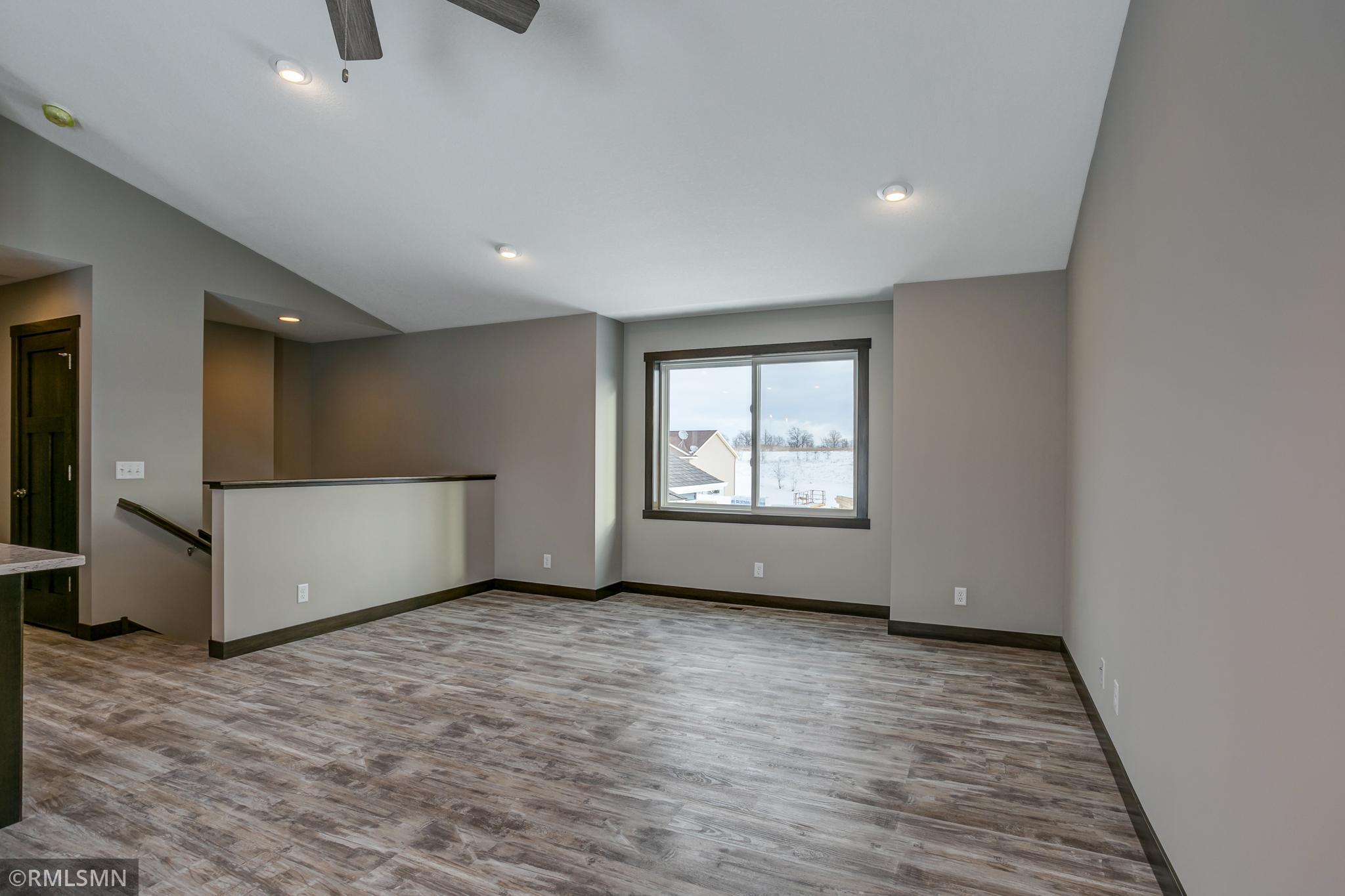 529 Prairie Road New Richmond, WI 54017 - Photo 11 of 35 Gallery Image 11