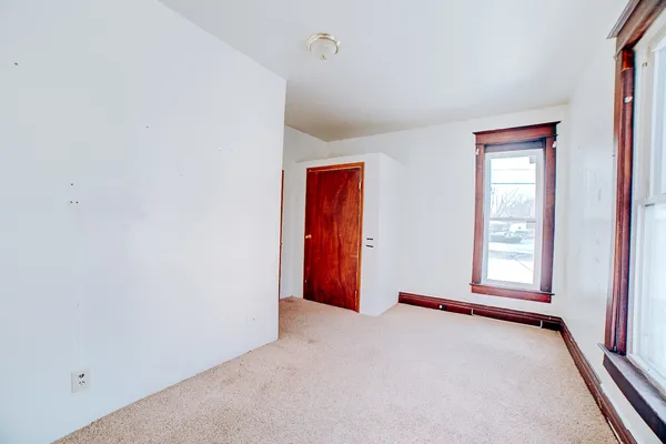 $89,900 | 312 North 4th Street, Watseka, IL 60970