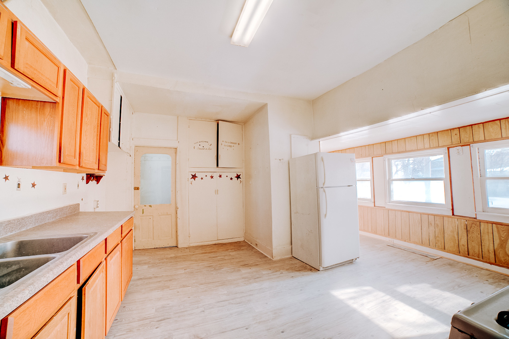 312 North 4th Street Watseka, IL 60970 - Photo 13 of 25