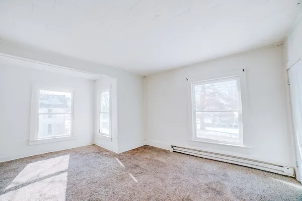 $89,900 | 312 North 4th Street, Watseka, IL 60970