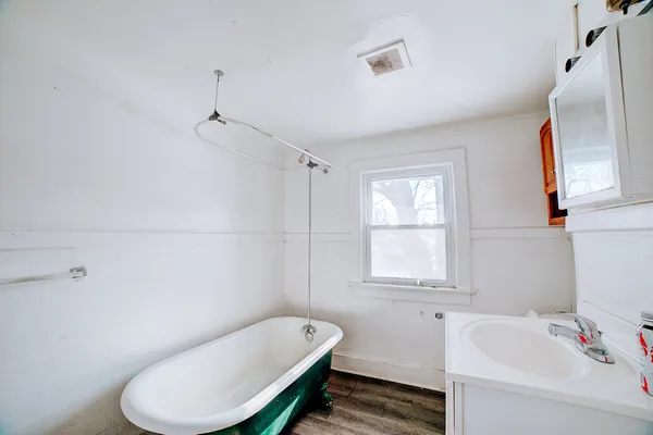 $89,900 | 312 North 4th Street, Watseka, IL 60970