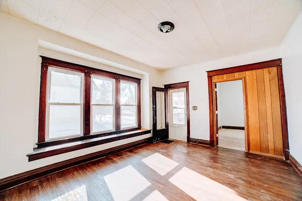 $89,900 | 312 North 4th Street, Watseka, IL 60970