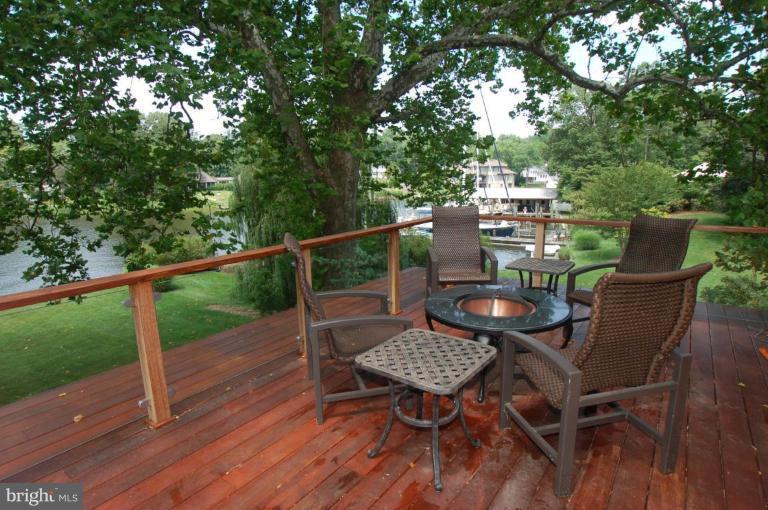 958 Melvin Road Annapolis, MD 21403 - Photo 27 of 29 Deck