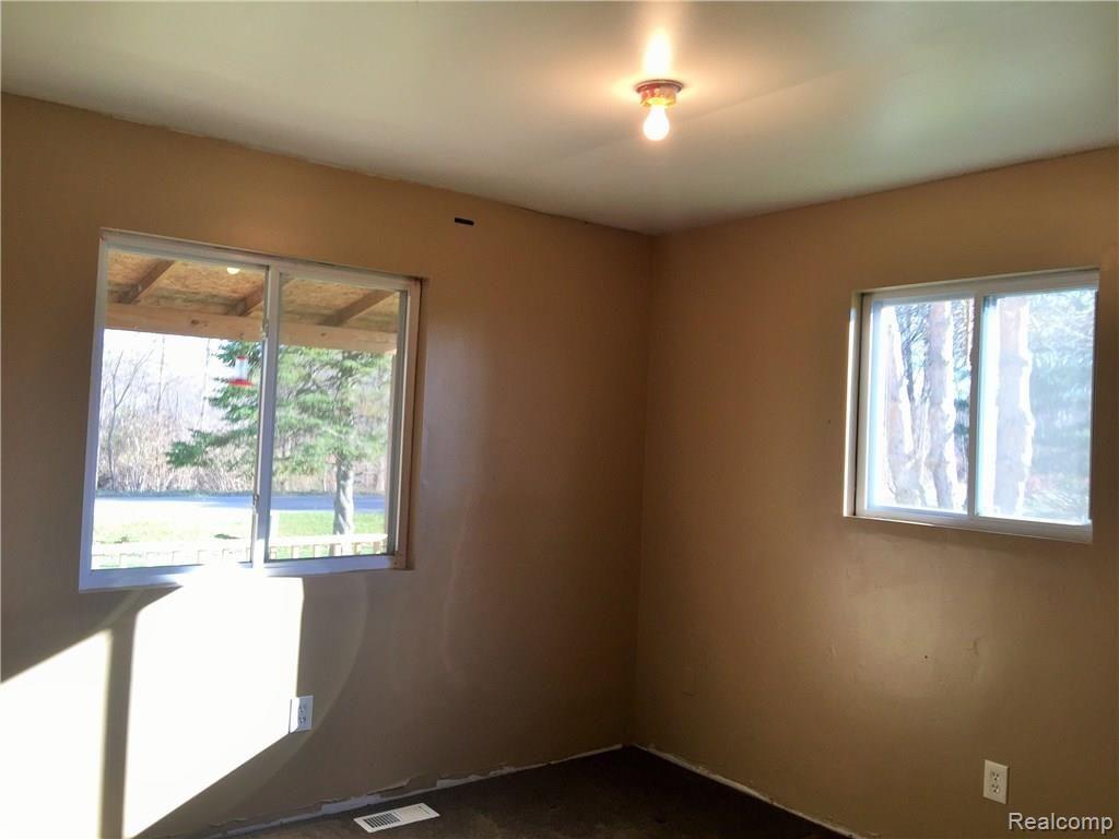 10742 South Reed Road Durand, MI 48429 - Photo 7 of 8
