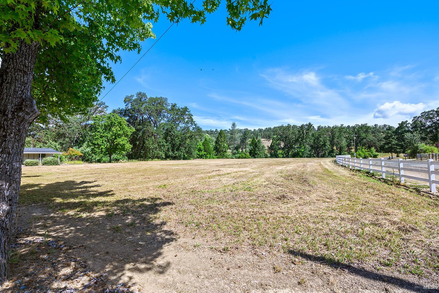 11997 Riata Road Lower Lake, CA 95457 - Photo 4 of 29