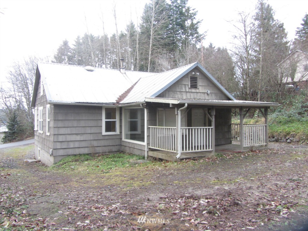1870 Southwest Cook Road Port Orchard, WA 98367 - Photo 15 of 19 Gallery Image 15