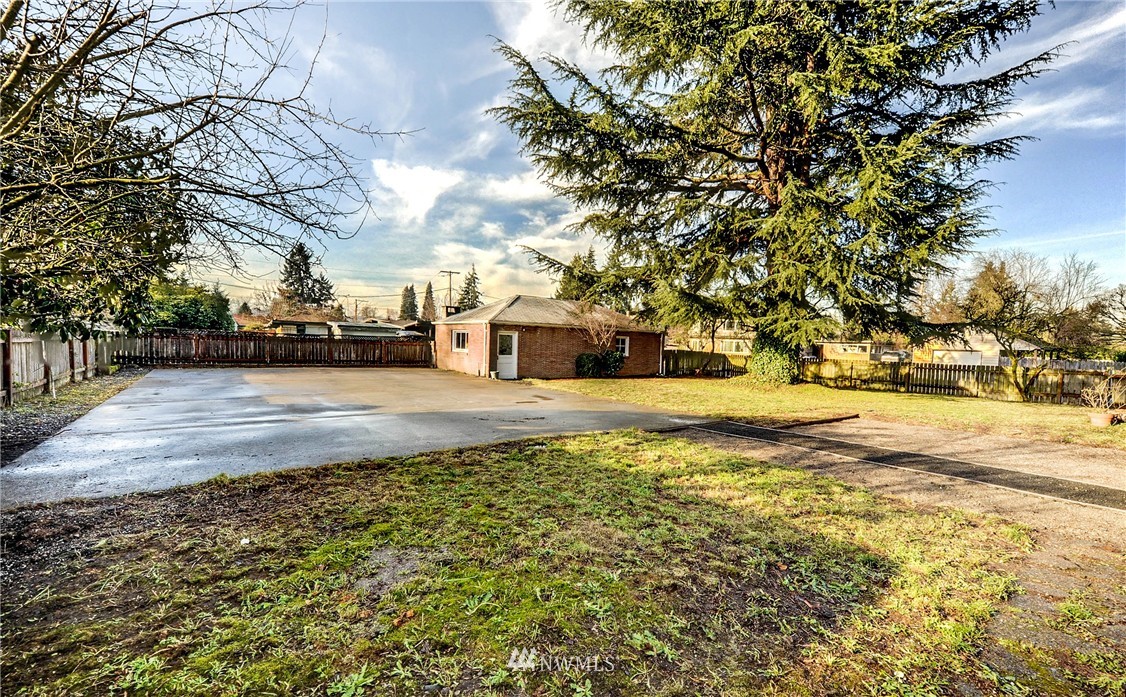 525 R Street Northeast Auburn, WA 98002 - Photo 22 of 23